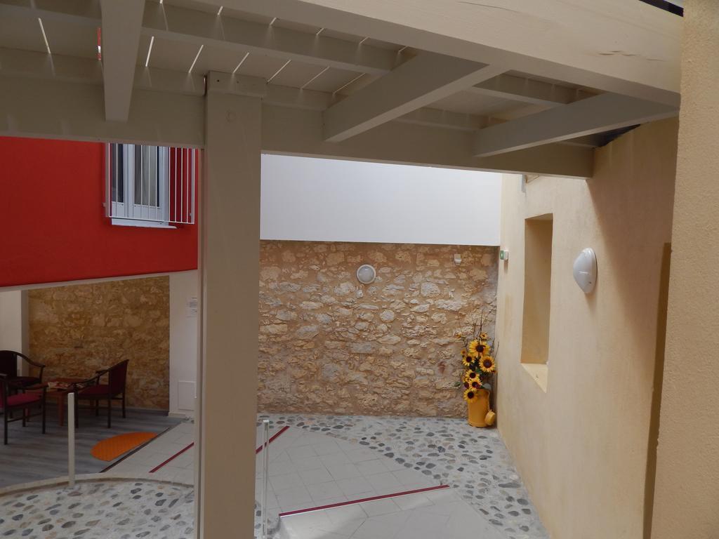 Vvf Gers Gascogne Hotell Mauvezin  Exteriör bild